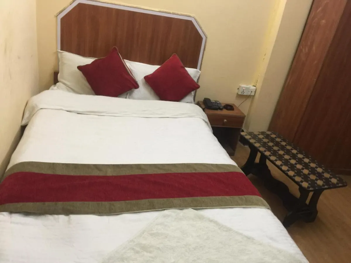 Hotel Peace Mountain كاتماندو 2*,  نيبال